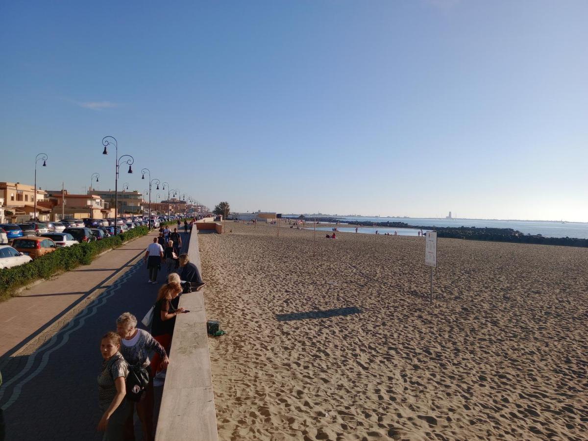 Summer&Winter Home By The Sea Fiumicino Exterior foto